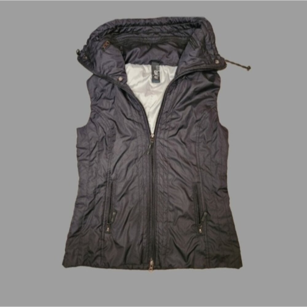 Black‎ Nivo hidden hood golf vest fitted high collar